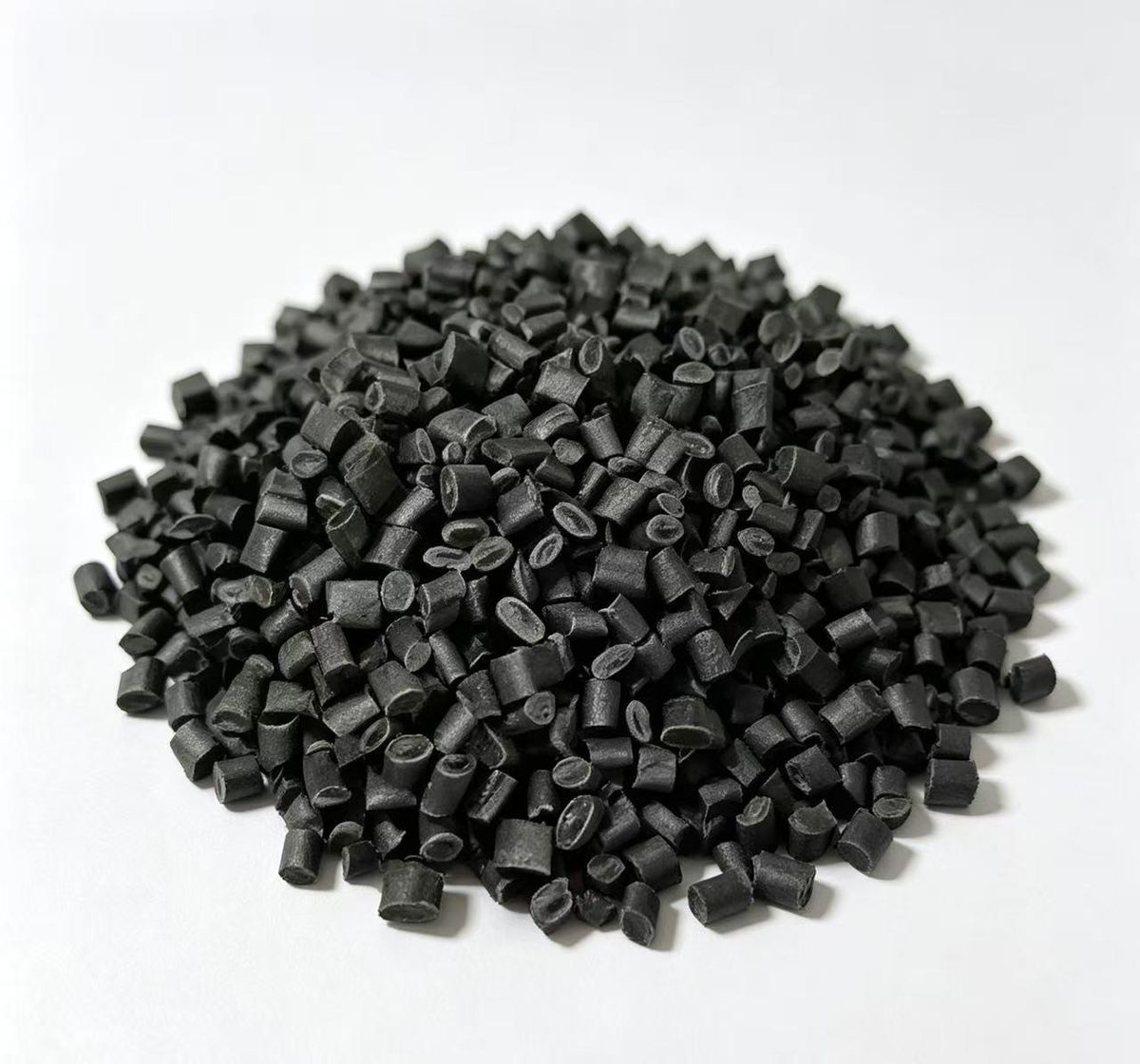 Recycled PP/PE granules close-up